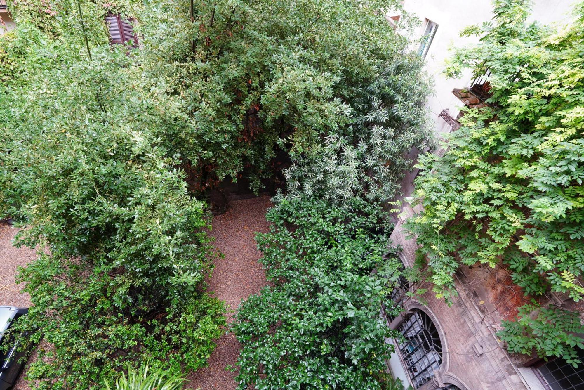 Rome Center, Luxury & History In Via Monserrato Εξωτερικό φωτογραφία